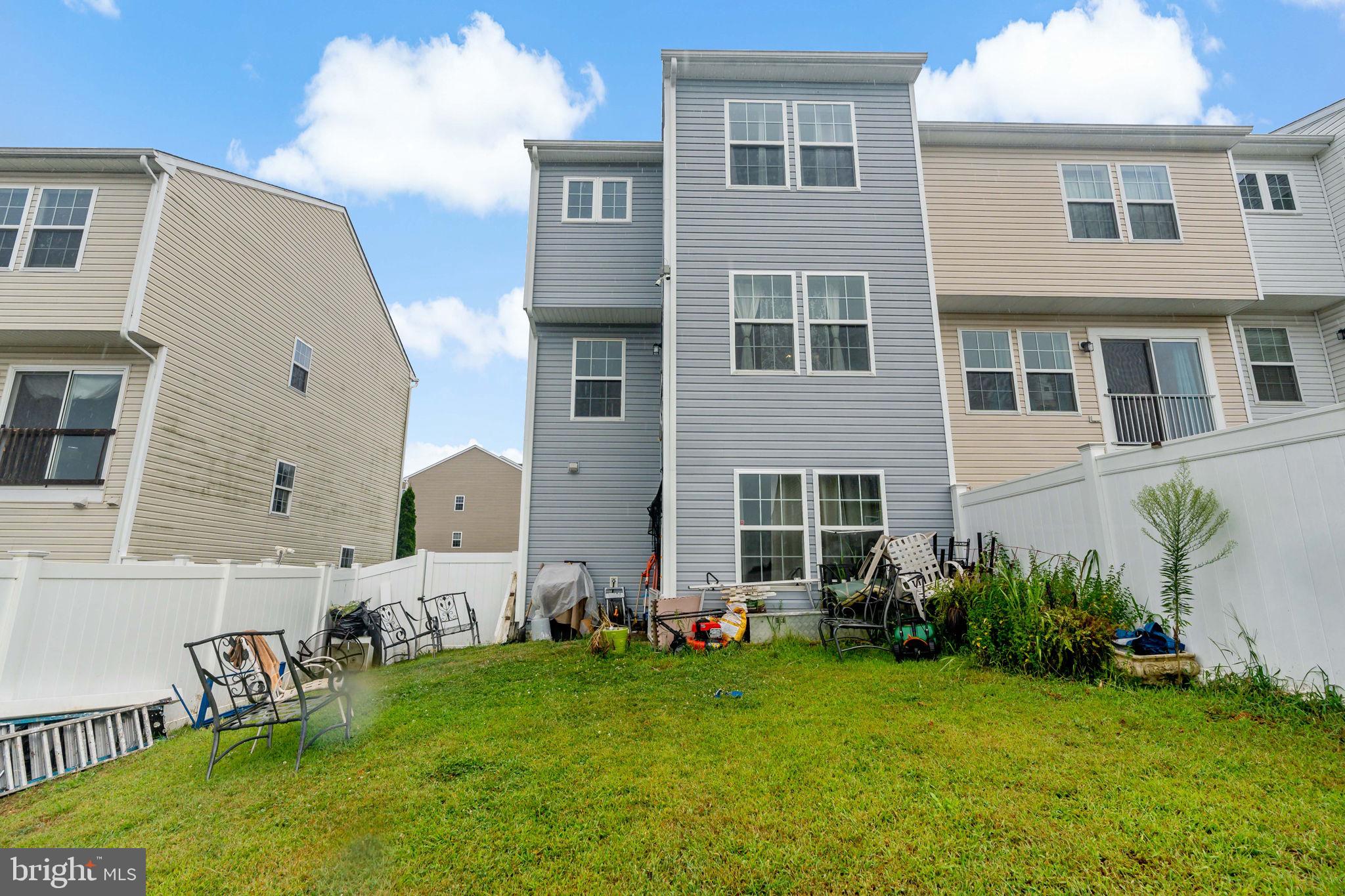 362 Rumbling Rock Road Hedgesville, WV 25427 - Photo 3 of 30