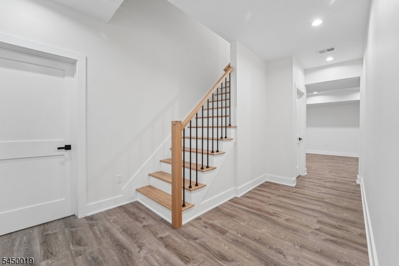 54 Martin Road Livingston, NJ 07039 - Photo 40 of 48
