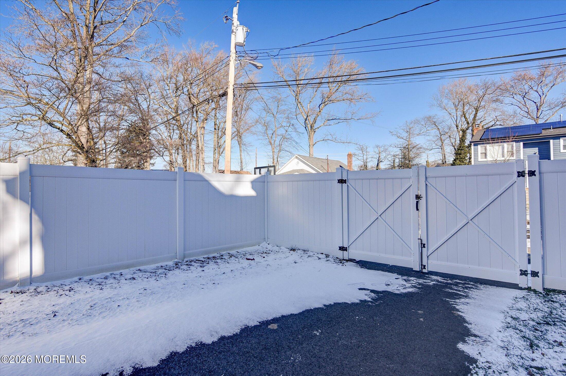56 Oregon Avenue Middletown, NJ 07748 - Photo 32 of 37 37-Driveway