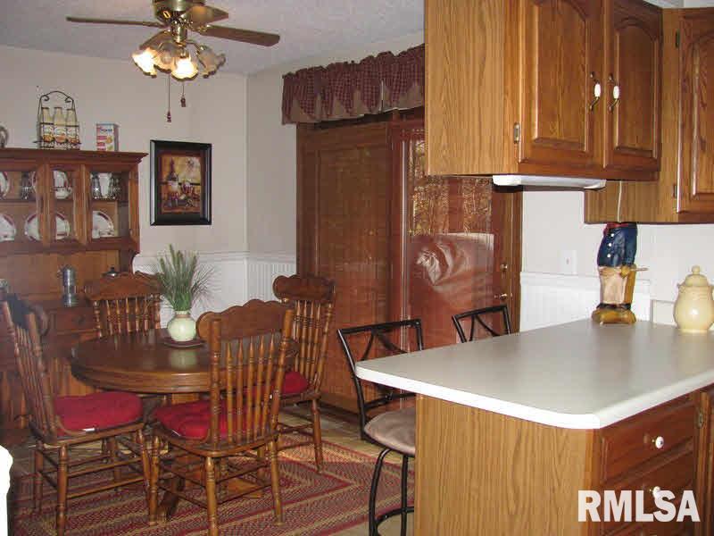 16007 Corinth Road Marion, IL 62959 - Photo 5 of 21