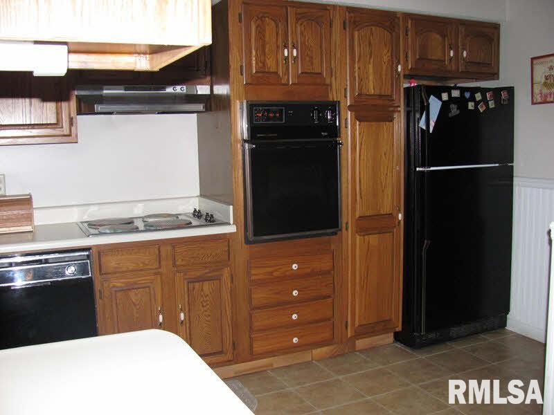 16007 Corinth Road Marion, IL 62959 - Photo 6 of 21