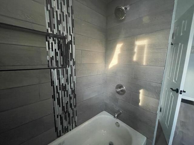 3517 Karl Road Columbus, OH 43224 - Photo 10 of 16 09