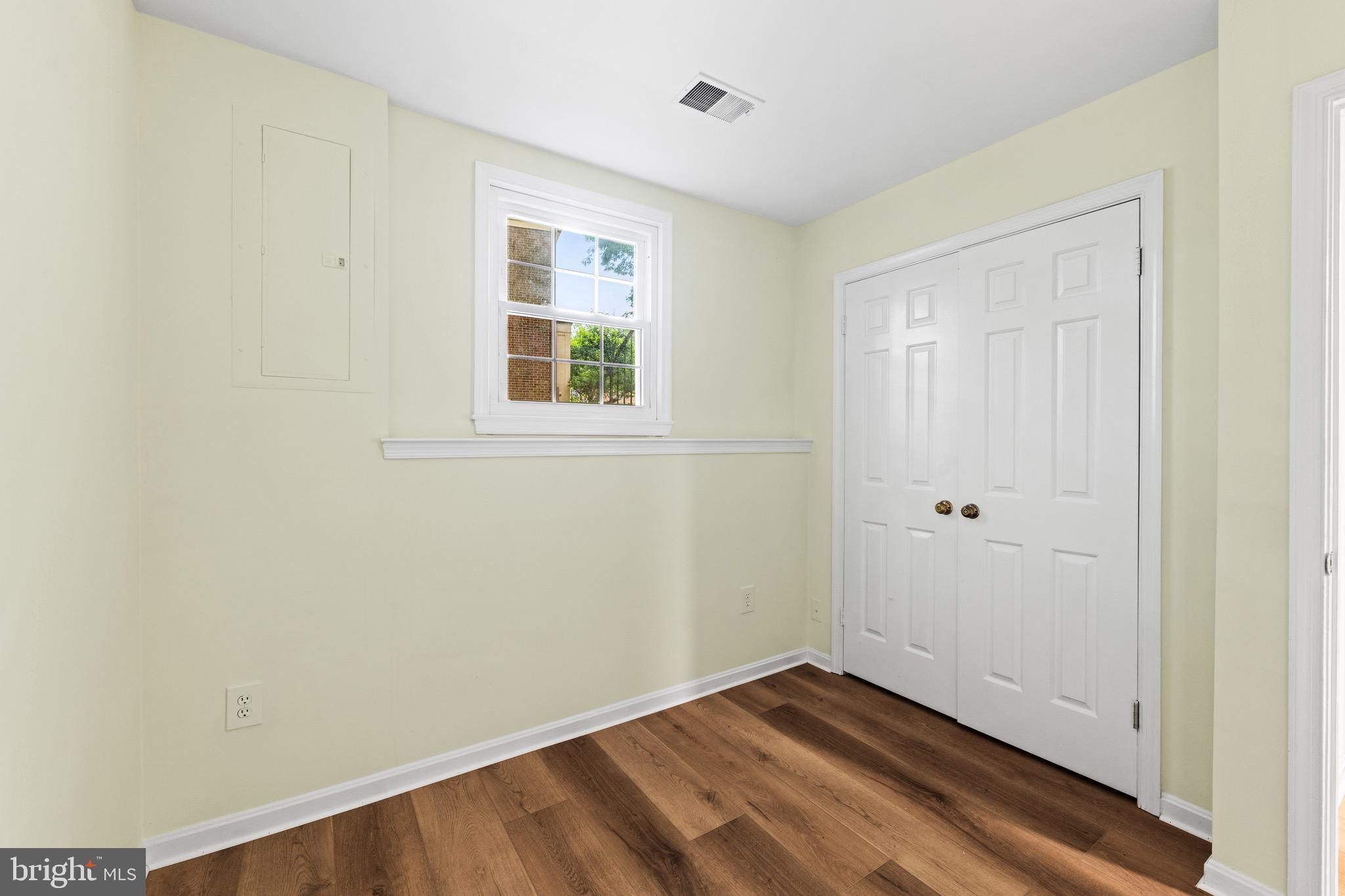 2615 Chivalry Court Silver Spring, MD 20902 - Photo 42 of 60 Gallery Image 42