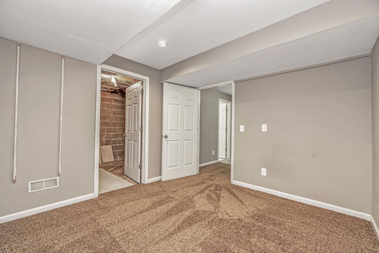 9945 Hunters Ridge Cincinnati, OH 45249 - Photo 30 of 48