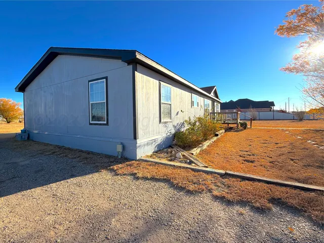 $223,000 | 6015 Jeffrey Lane, Dumas, TX 79029