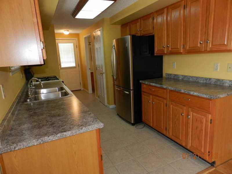 318 Bog Road Bethel, ME 04217 - Photo 10 of 18 Kitchen.