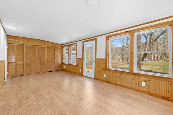 $595,000 | 359 Hartford Avenue, Bellingham, MA 02019