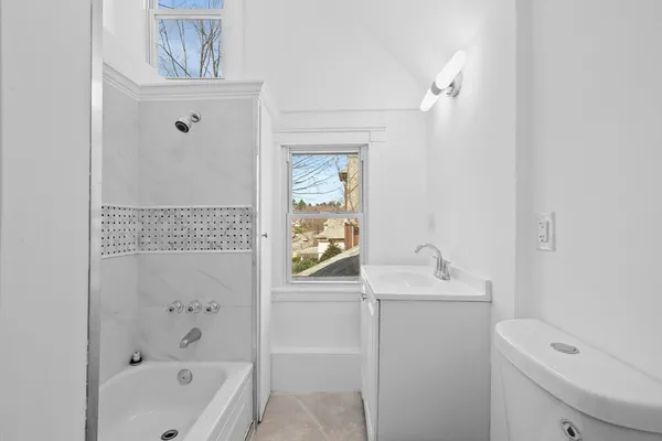 $595,000 | 359 Hartford Avenue, Bellingham, MA 02019