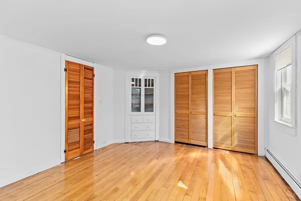 $595,000 | 359 Hartford Avenue, Bellingham, MA 02019