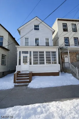 $435,000 | 252 Clark Place, Elizabeth Port, NJ 07206