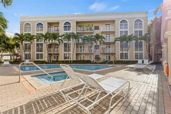$479,000 | 1280 South Alhambra Circle, Unit 2112, Coral Gables, FL 33146
