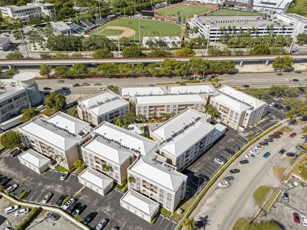 $479,000 | 1280 South Alhambra Circle, Unit 2112, Coral Gables, FL 33146