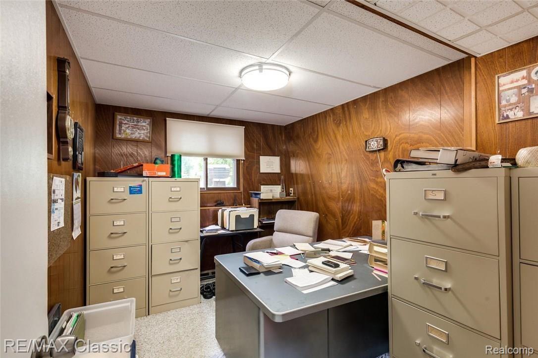 49103 Gyde Road Canton, MI 48187 - Photo 19 of 36 Office