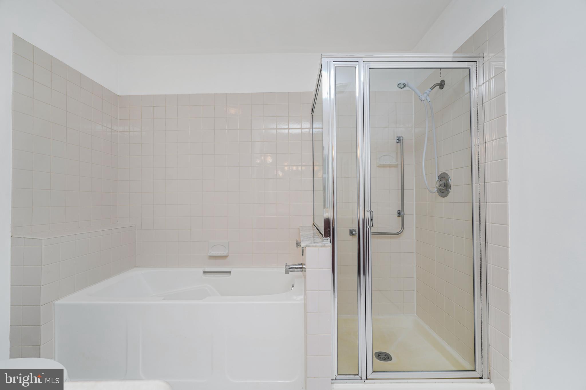 47 A Winthrop Road Monroe Township, NJ 08831 - Photo 15 of 25 Primary Bath