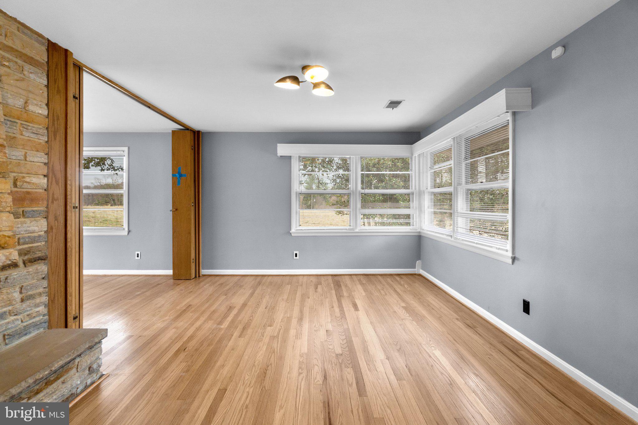 14186 Howard Road Dayton, MD 21036 - Photo 6 of 36