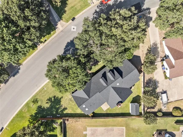 $384,900 | 3501 Greenleaf Drive, Waco, TX 76710