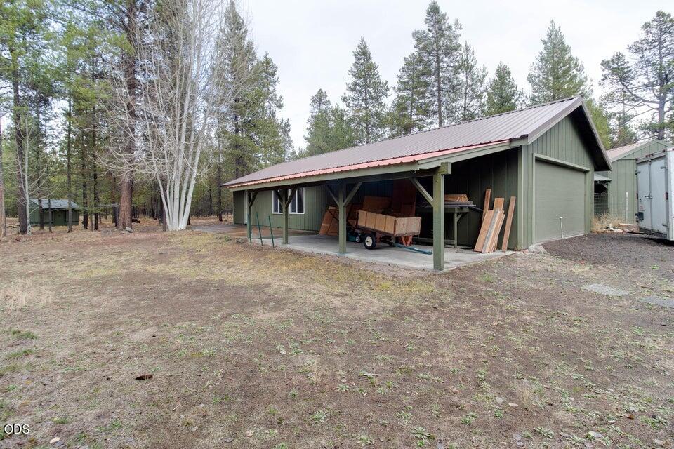 51250 Parker Road La Pine, OR 97739 - Photo 7 of 45
