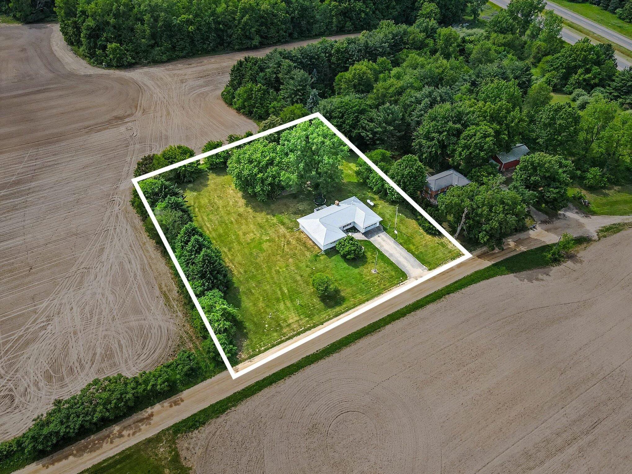 62852 Territorial Road Lawrence, MI 49064 - Photo 32 of 32 032_file_6904