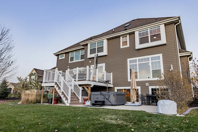 $1,049,900 | W137N6161 Weyer Farm Court, Menomonee Falls, WI 53051