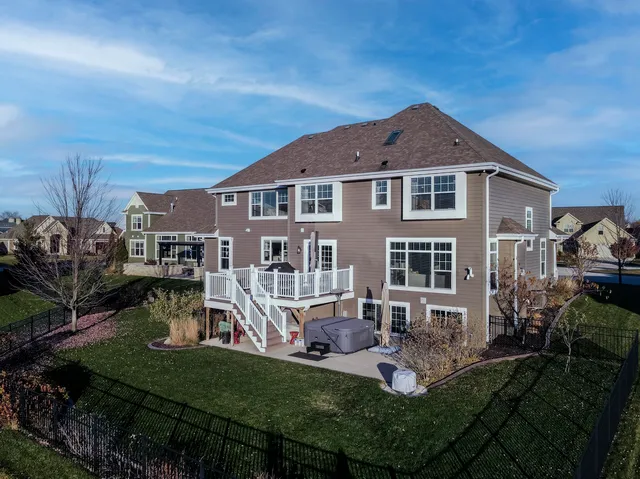 $1,049,900 | W137N6161 Weyer Farm Court, Menomonee Falls, WI 53051