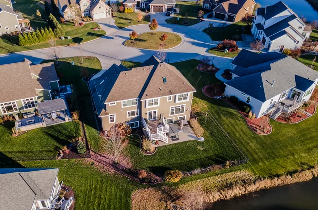 $1,049,900 | W137N6161 Weyer Farm Court, Menomonee Falls, WI 53051