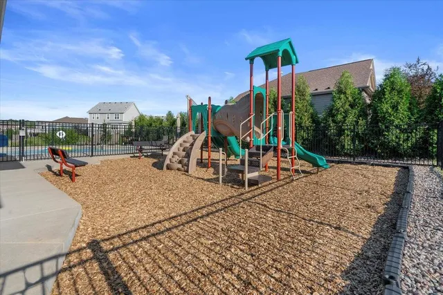 $1,049,900 | W137N6161 Weyer Farm Court, Menomonee Falls, WI 53051