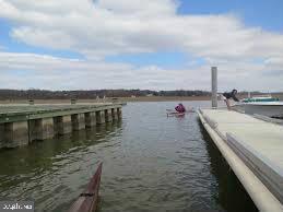 boat ramp nearby