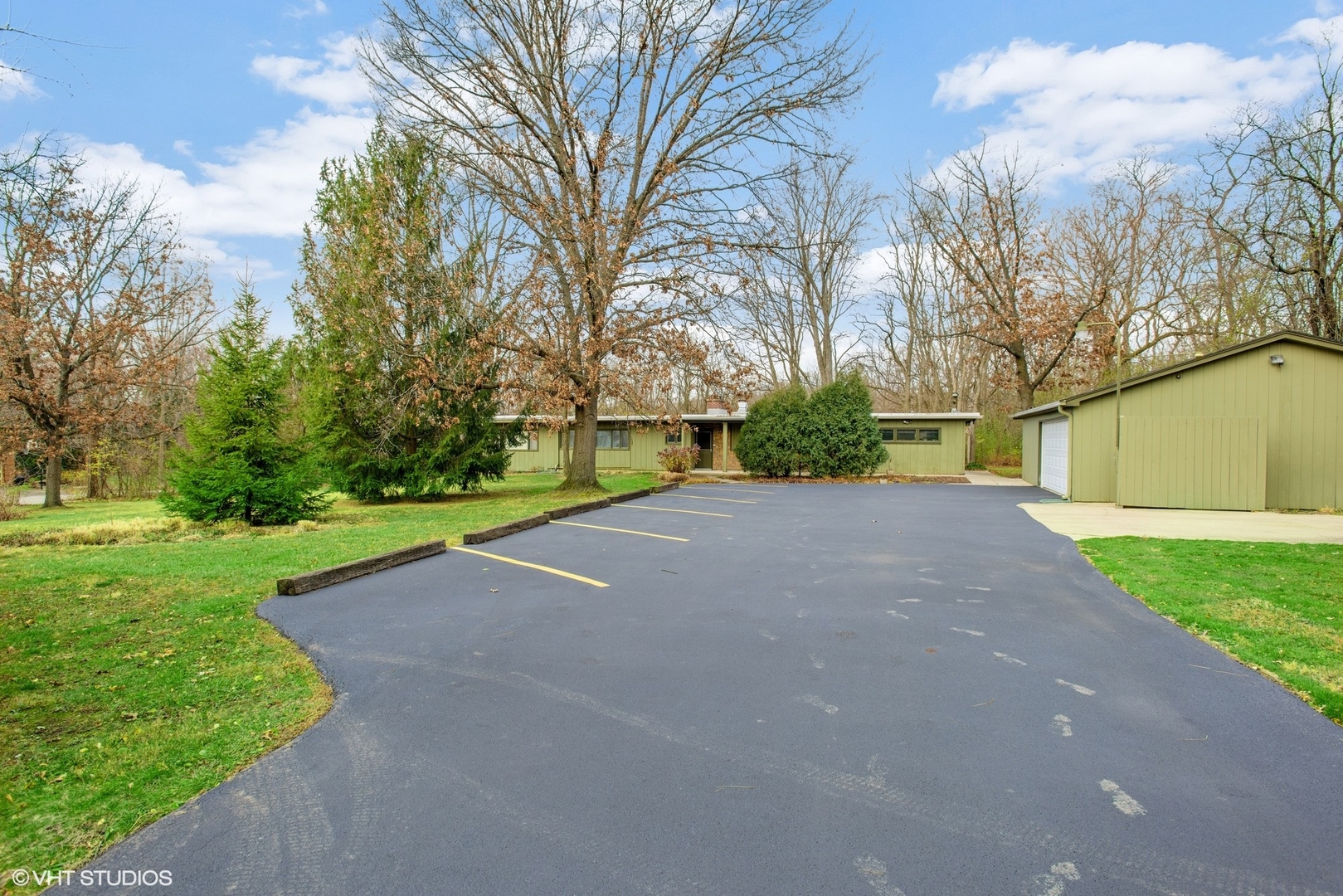 27W734 Garys Mill Road Winfield, IL 60190 - Photo 9 of 22