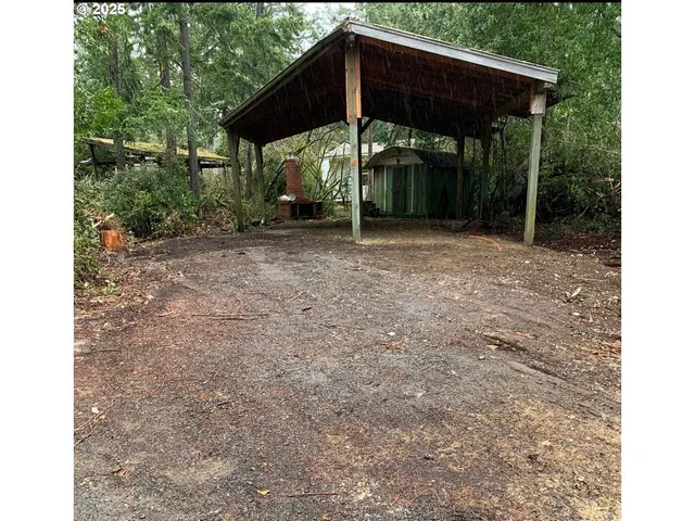 $150,000 | 223 Azalea Street, Florence, OR 97439