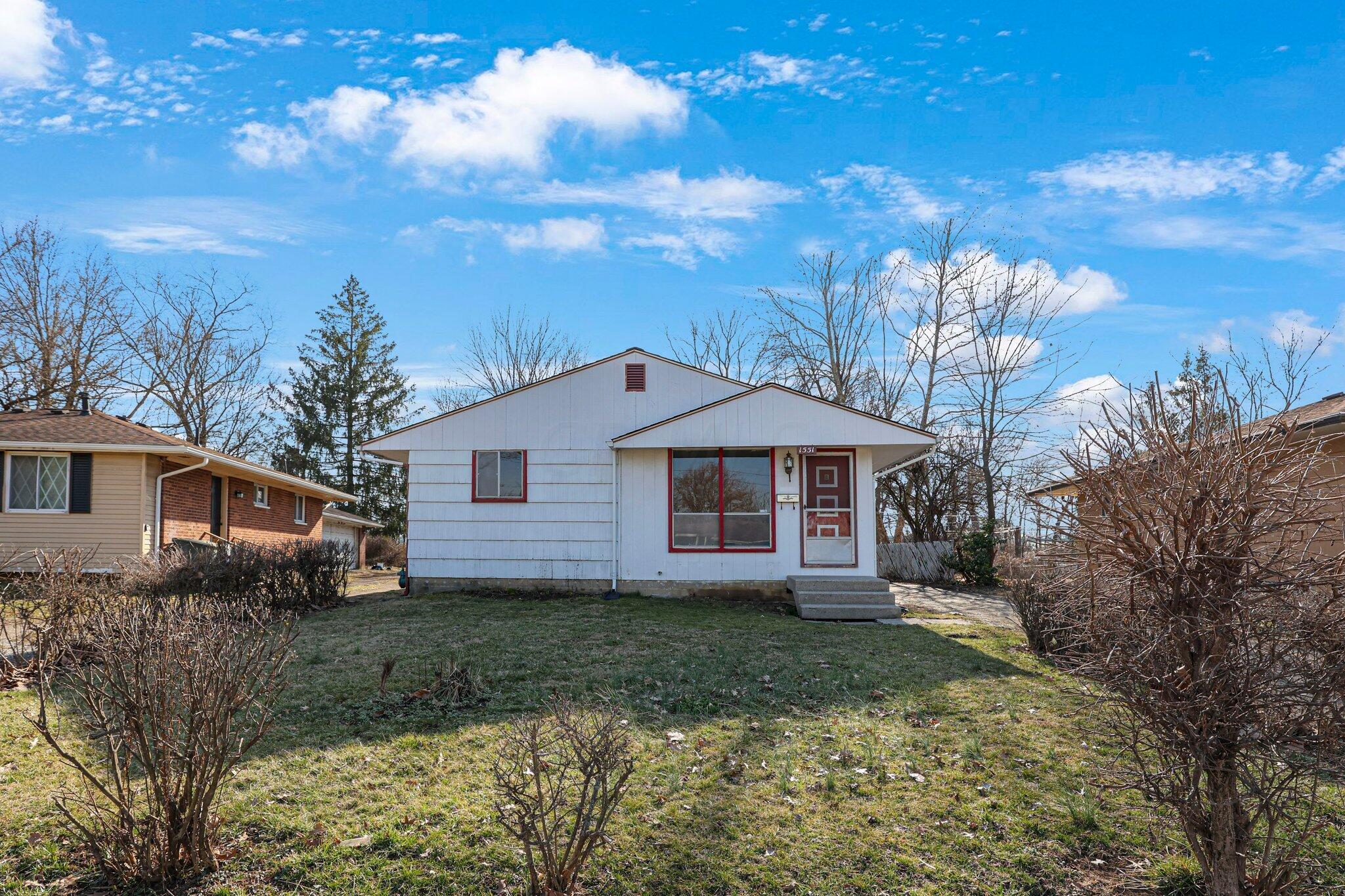 1551 Smith Road Columbus, OH 43207 - Photo 1 of 25 1-web-or-mls-1551-smith-rd