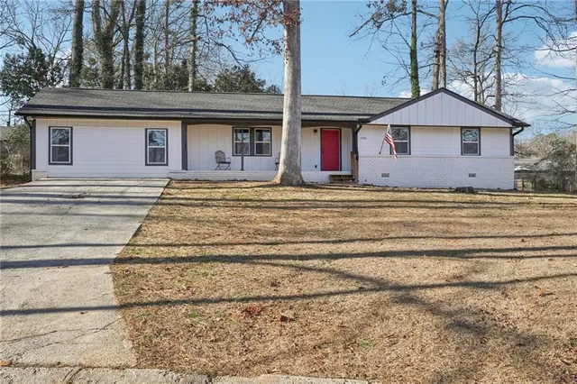 $390,000 | 1961 Oak Leaf Court, Marietta, GA 30008