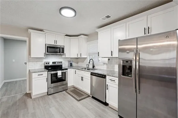 $385,000 | 1961 Oak Leaf Court, Marietta, GA 30008