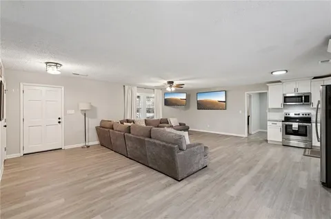 $385,000 | 1961 Oak Leaf Court, Marietta, GA 30008