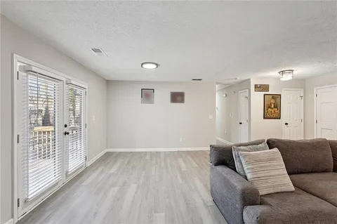 $385,000 | 1961 Oak Leaf Court, Marietta, GA 30008