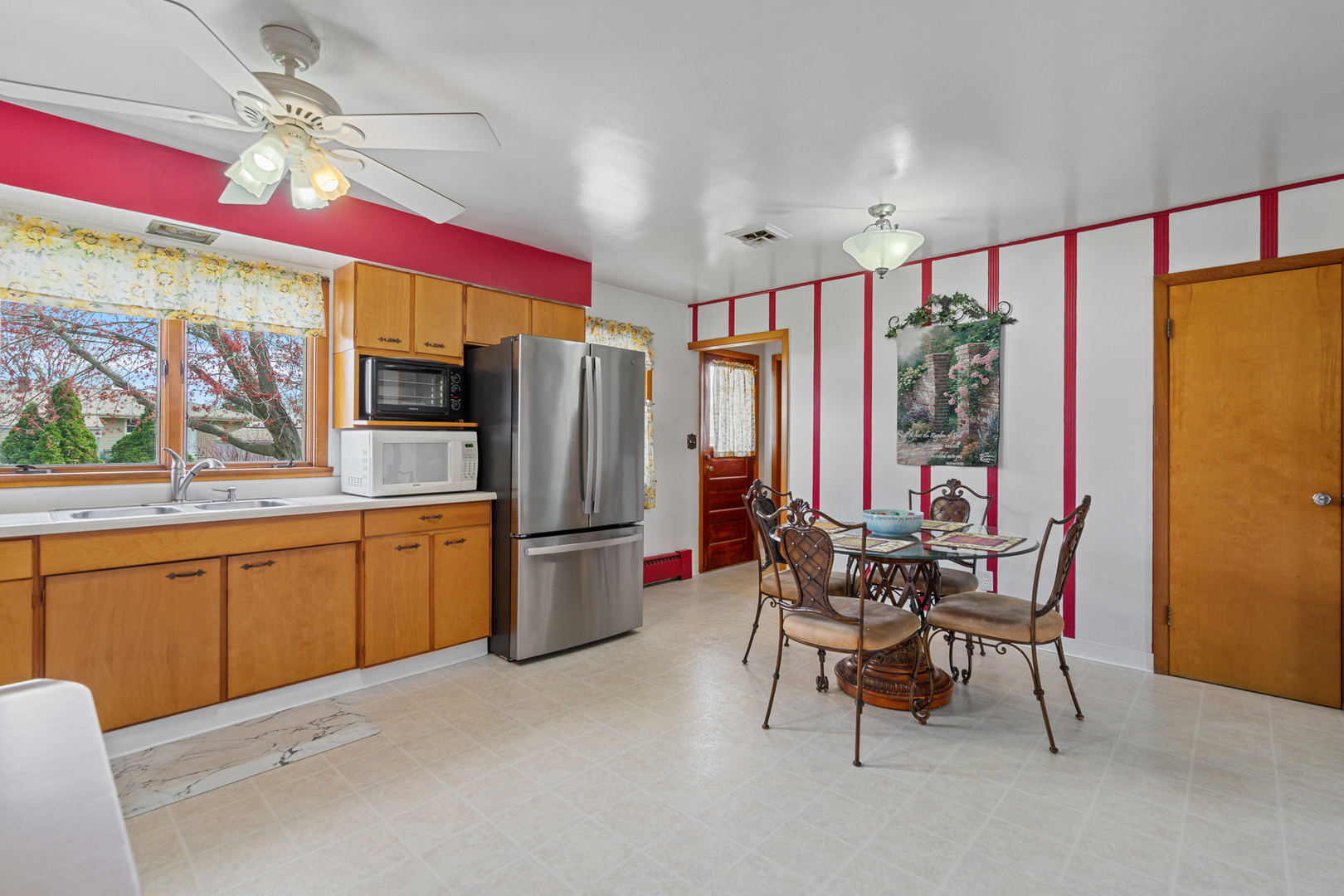 618 Chambers Street Ottawa, IL 61350 - Photo 6 of 32