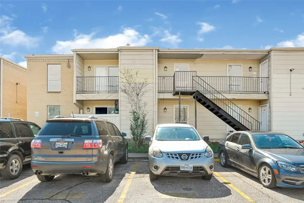 $1,200 | 8100 Creekbend Drive, Unit 162, Houston, TX 77071