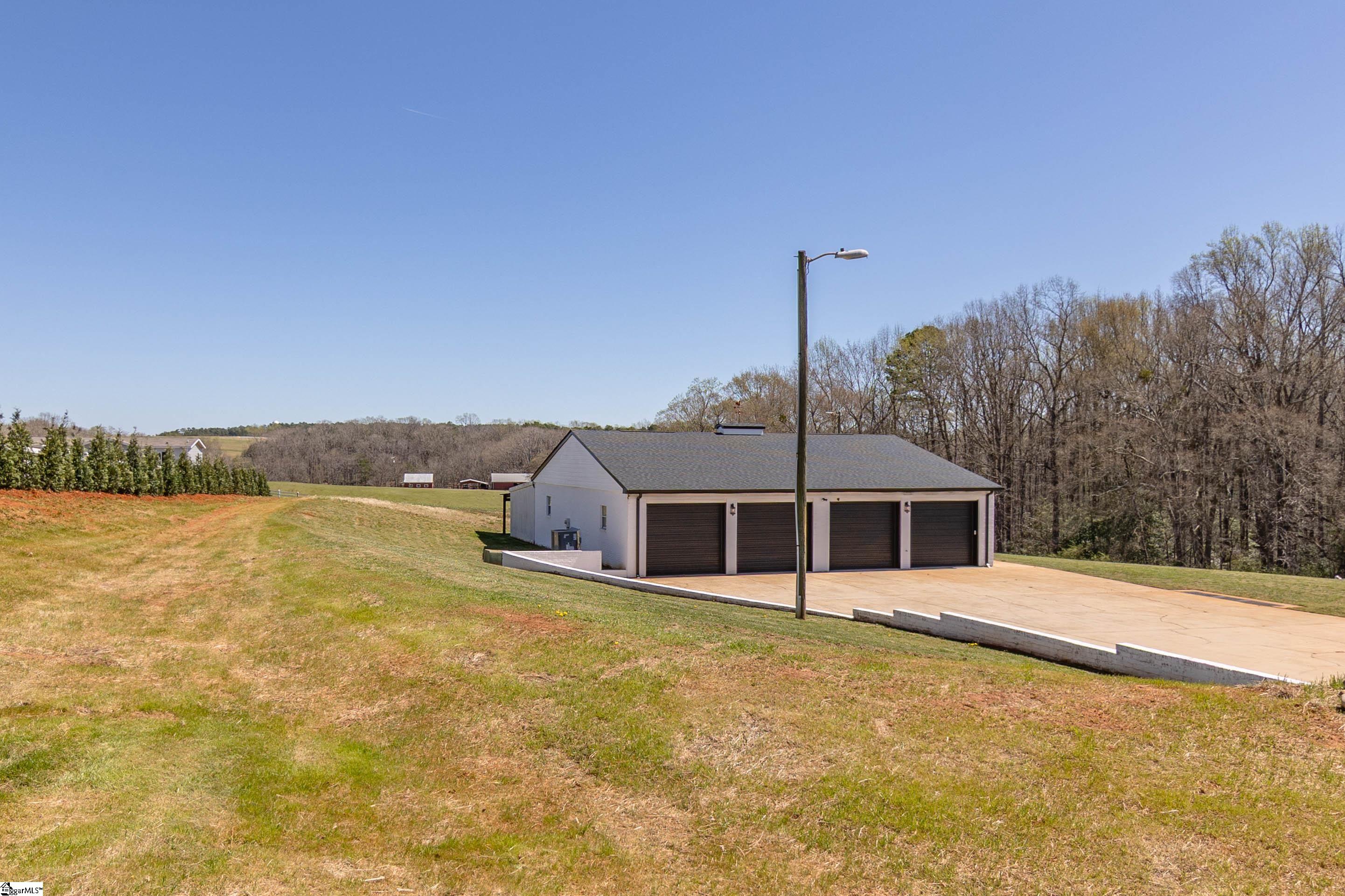 1931 Gibbs Shoals Road Greer, SC 29650 - Photo 8 of 50 Gallery Image 8