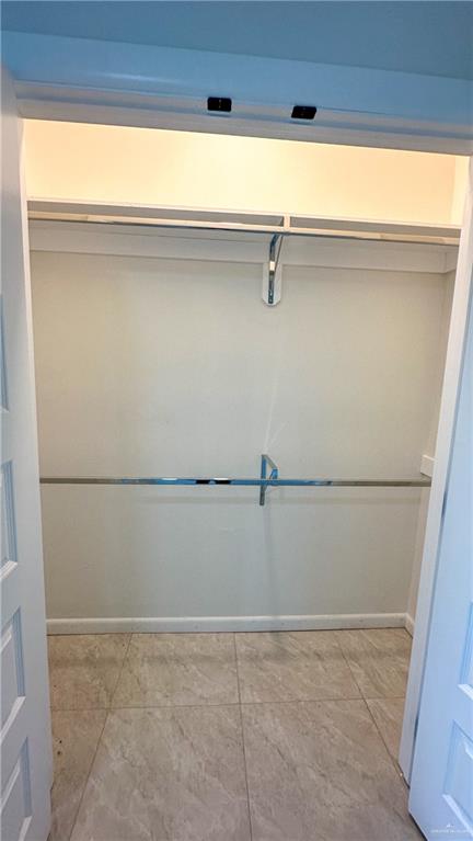 1509 Vida Dulce Weslaco, TX 78596 - Photo 20 of 24 a view of a closet