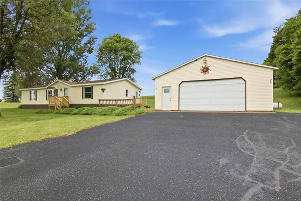 $224,750 | 29198 Highway 40, New Auburn, WI 54757