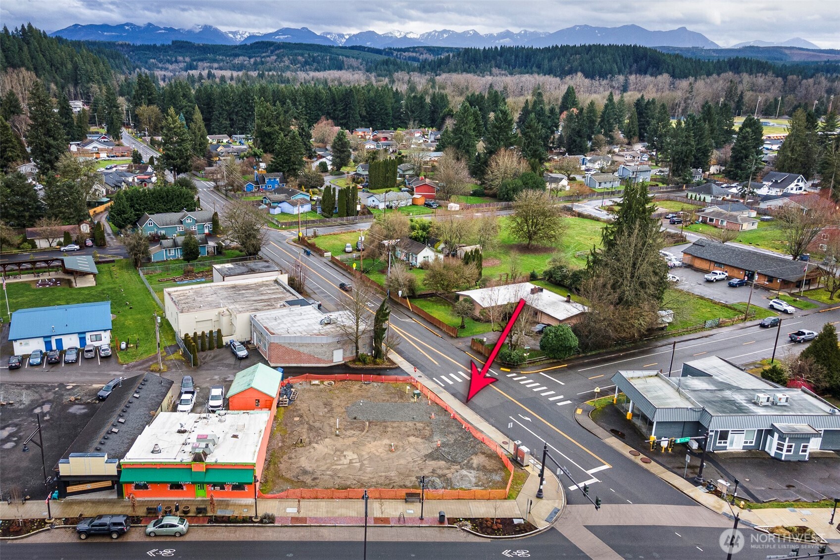 45 Tolt Avenue Carnation, WA 98014 - Photo 4 of 6 an outdoor space with lots of different kinds of cars