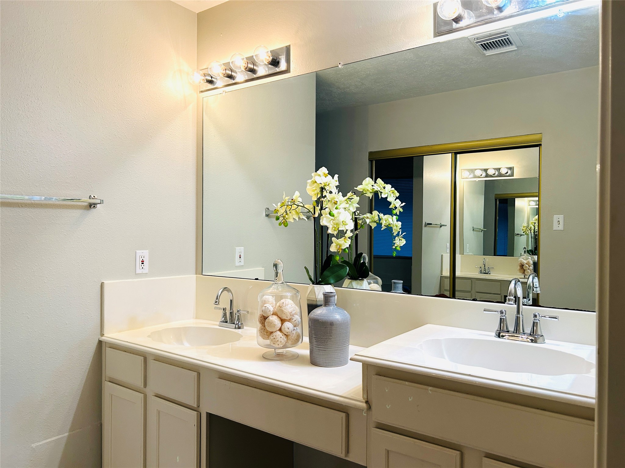 1404 Helmsley Drive Rosenberg, TX 77471 - Photo 15 of 25