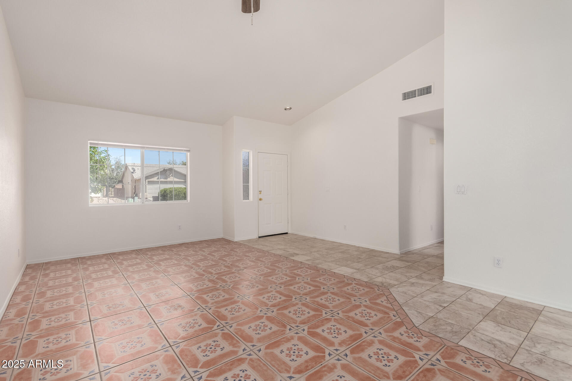 8903 North Soft Winds Drive Tucson, AZ 85742 - Photo 8 of 36 8 - Soft Winds