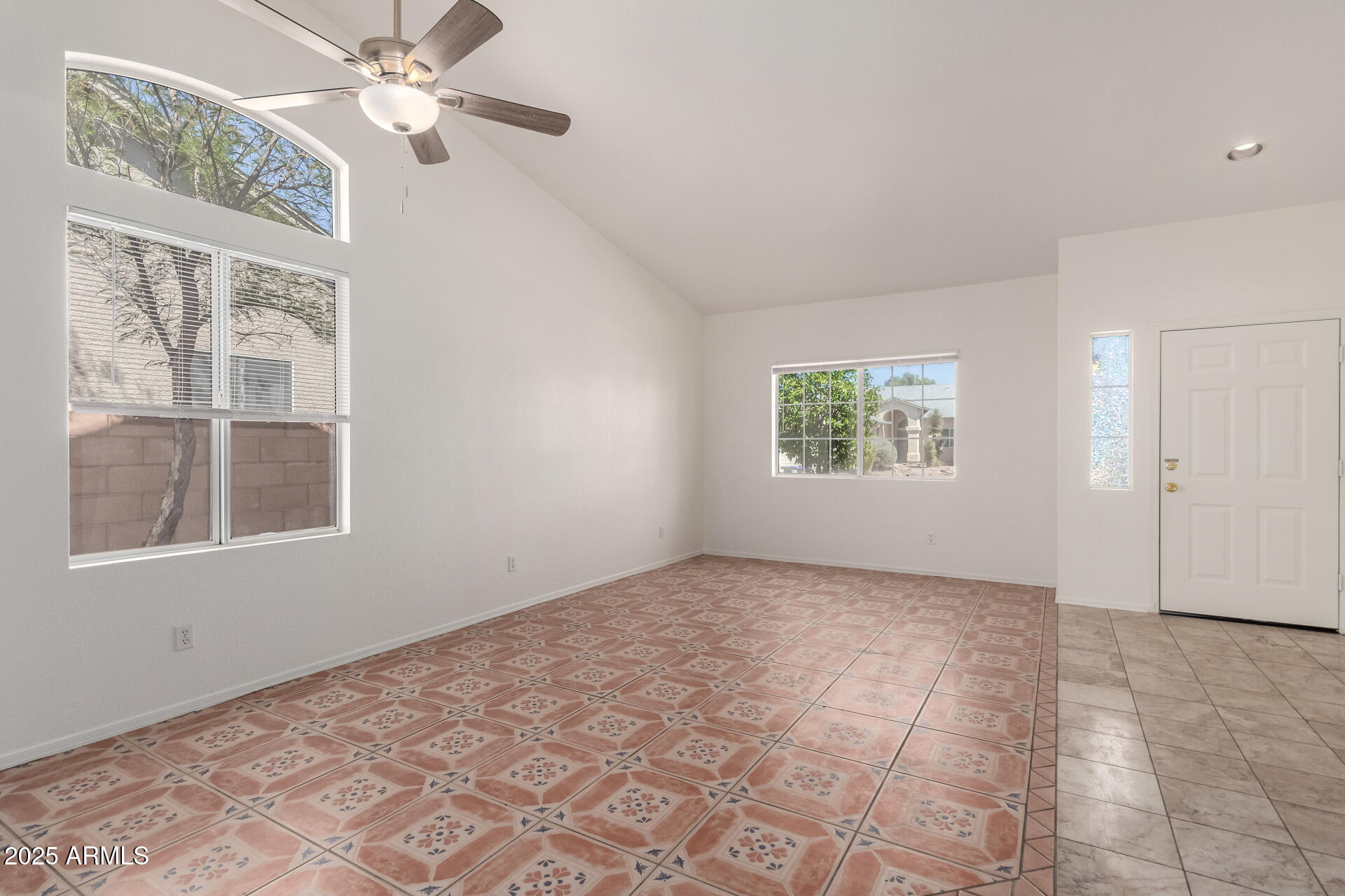 8903 North Soft Winds Drive Tucson, AZ 85742 - Photo 9 of 36 9 - Soft Winds