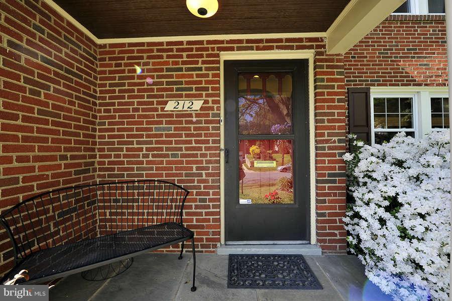 212 East Melbourne Avenue Silver Spring, MD 20901 - Photo 2 of 30 Exterior (Front)