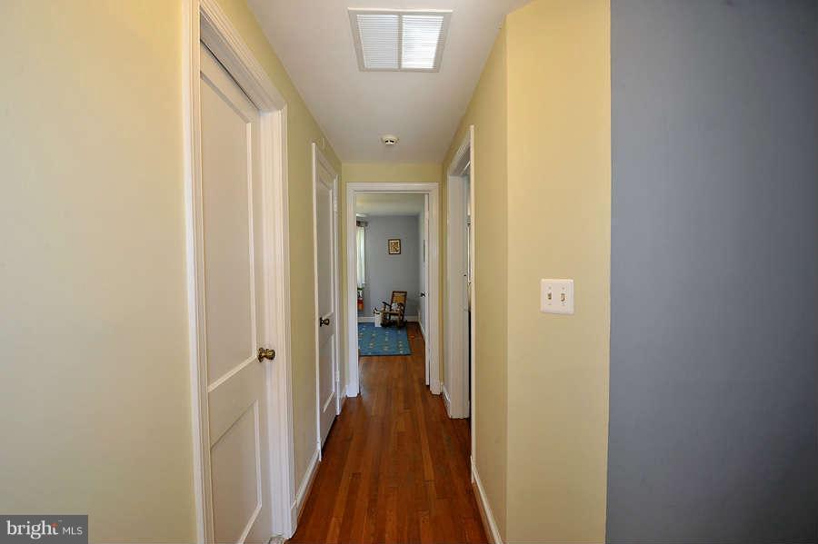 212 East Melbourne Avenue Silver Spring, MD 20901 - Photo 17 of 30 Interior (General)