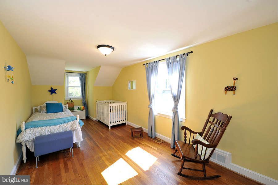 212 East Melbourne Avenue Silver Spring, MD 20901 - Photo 21 of 30 Bedroom