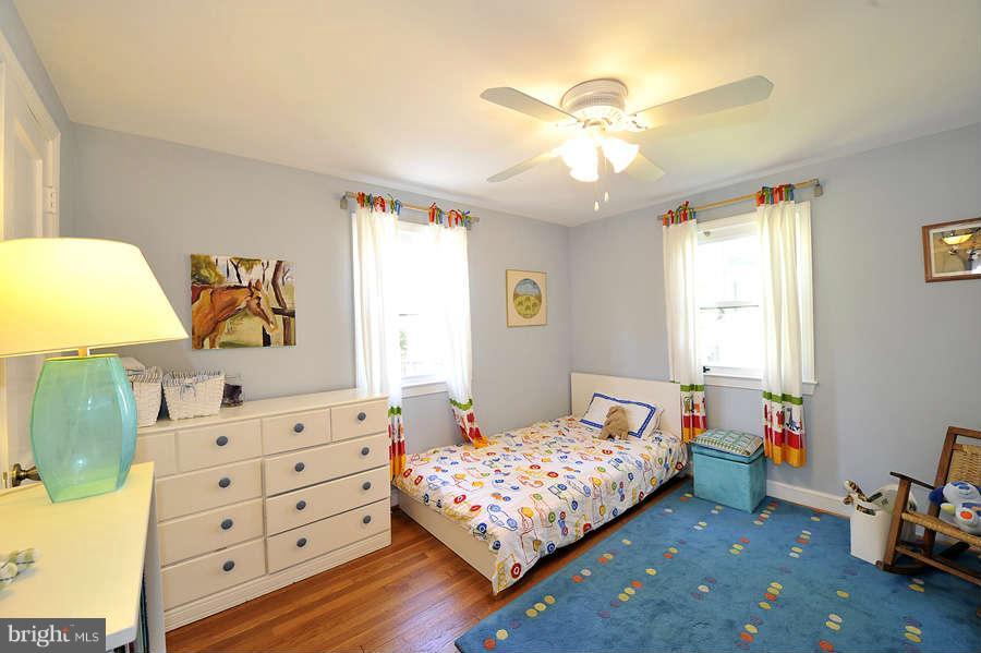 212 East Melbourne Avenue Silver Spring, MD 20901 - Photo 24 of 30 Bedroom