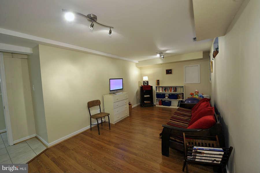 212 East Melbourne Avenue Silver Spring, MD 20901 - Photo 25 of 30 Interior (General)