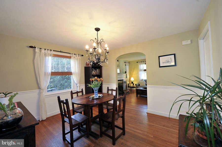 212 East Melbourne Avenue Silver Spring, MD 20901 - Photo 6 of 30 Dining Room