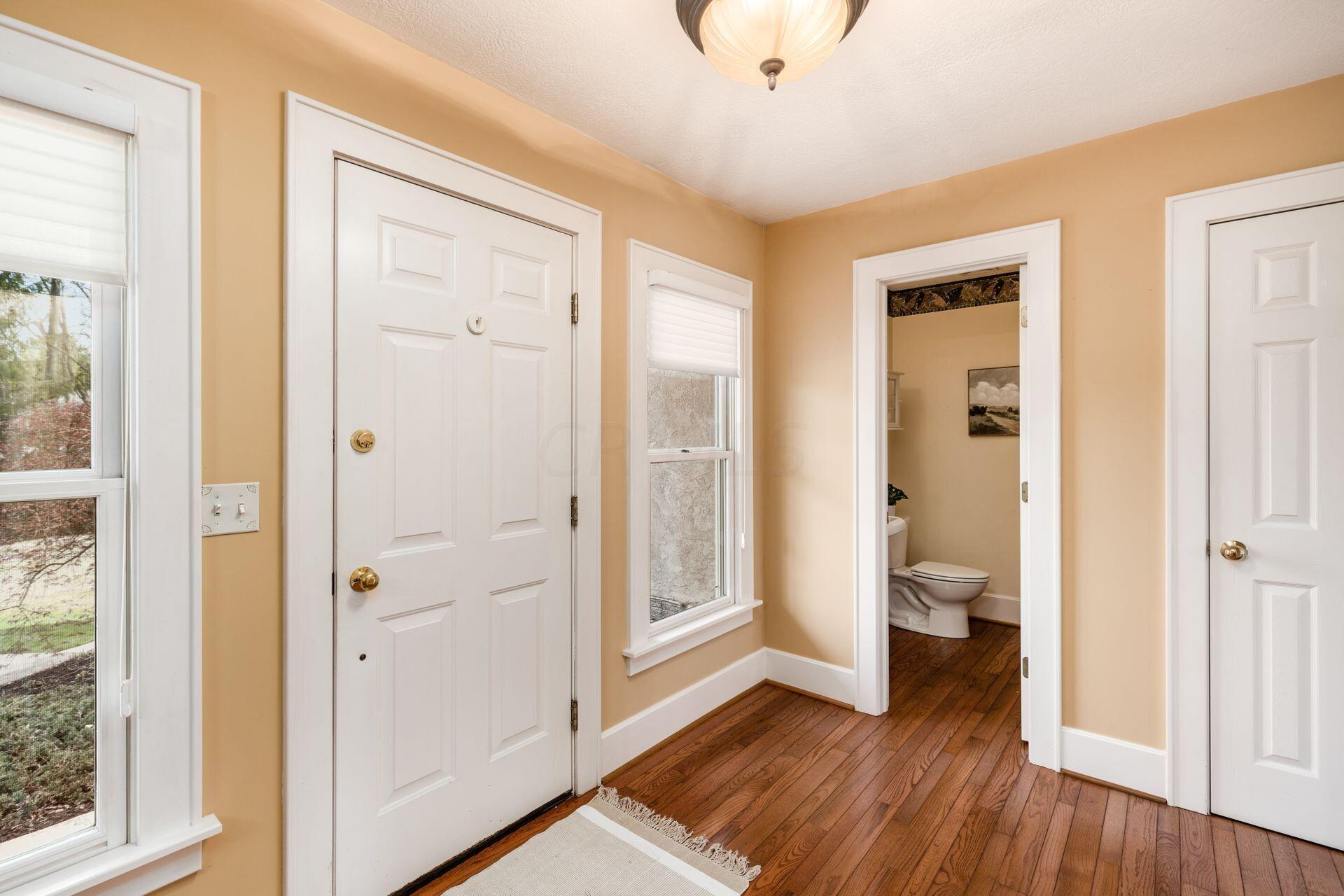 645 Pollock Road Delaware, OH 43015 - Photo 4 of 63 004_f1866c5_B-645 Pollock-036